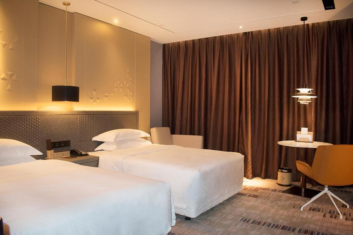 Grand Skylight International Hotel Haoyue Shenzhen Baoan Int'L Exhibition Center Extérieur photo
