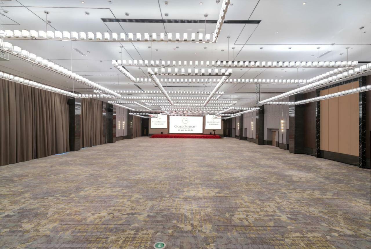 Grand Skylight International Hotel Haoyue Shenzhen Baoan Int'L Exhibition Center Extérieur photo