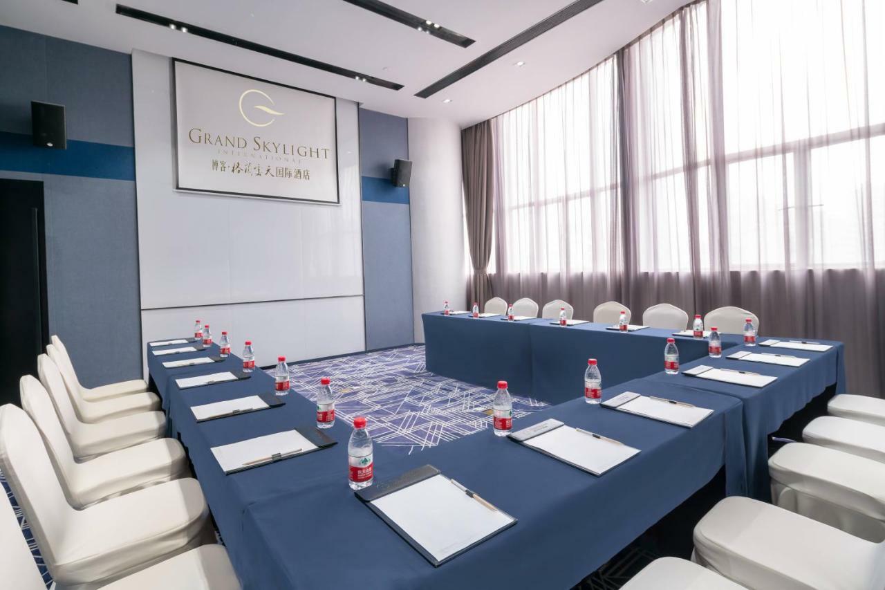 Grand Skylight International Hotel Haoyue Shenzhen Baoan Int'L Exhibition Center Extérieur photo